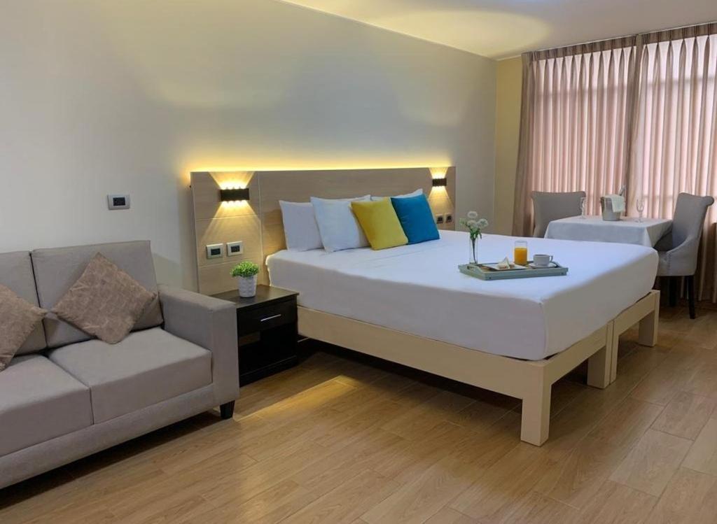 Acuario Hotel & Suite Lima Exteriör bild